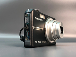 Olympus FE-240