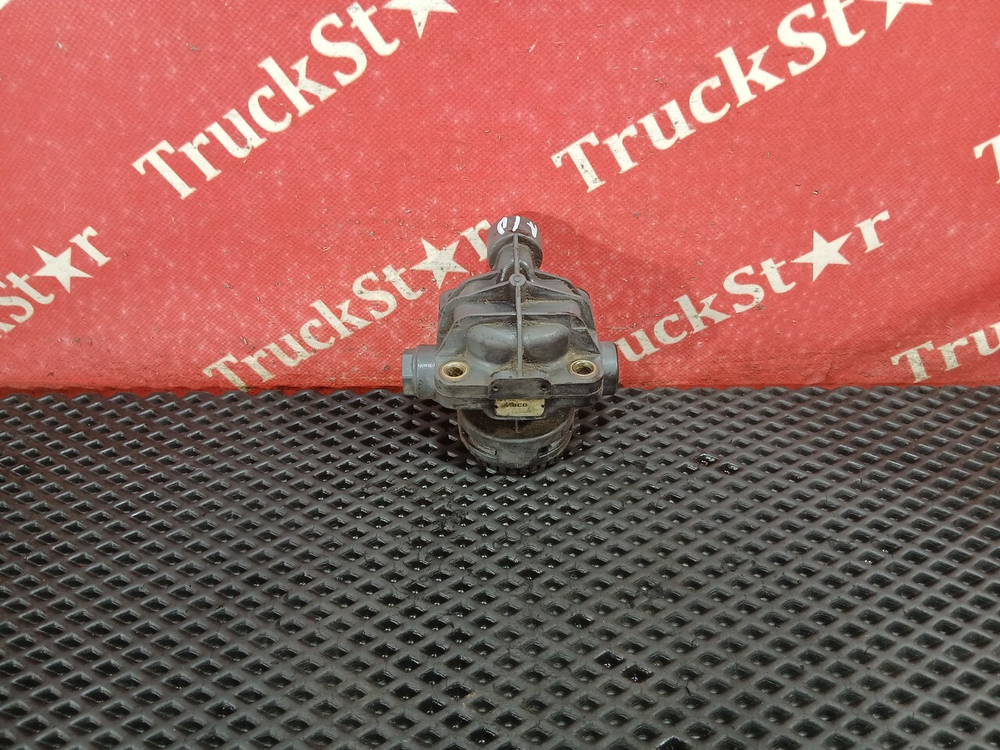 Клапан ускорительный