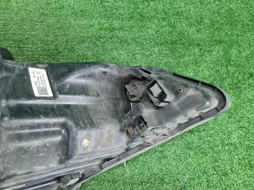 Битая Фара левая Kia Rio 4 (2020-н.в.) галоген