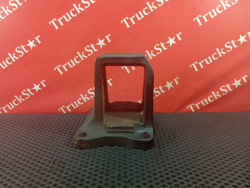 Кронштейн крепления задней рессоры 2024г