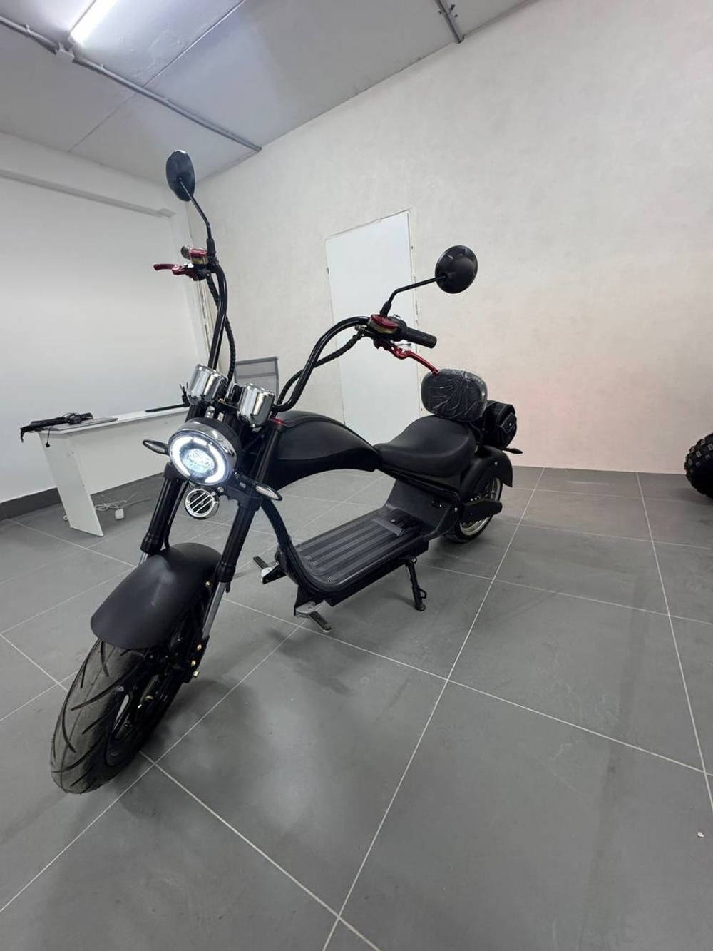 Электроскутер Ikingi Chopper