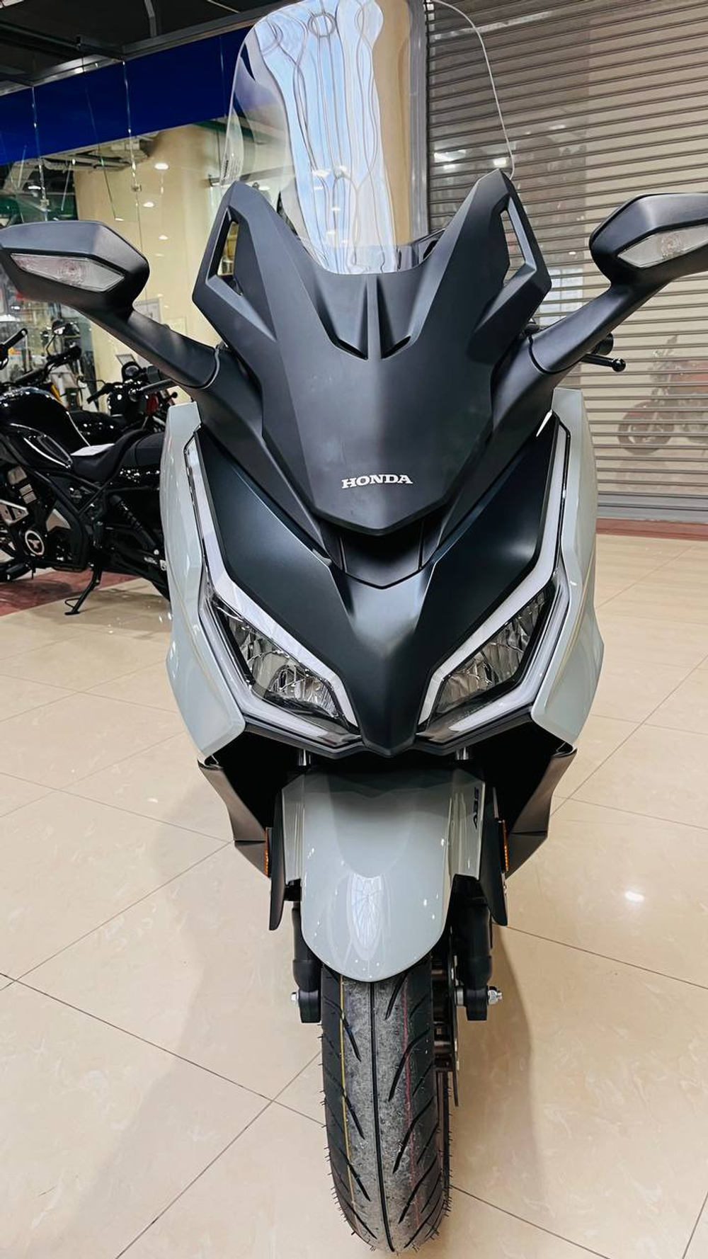 Скутер Honda NSS350AS 2TH серый