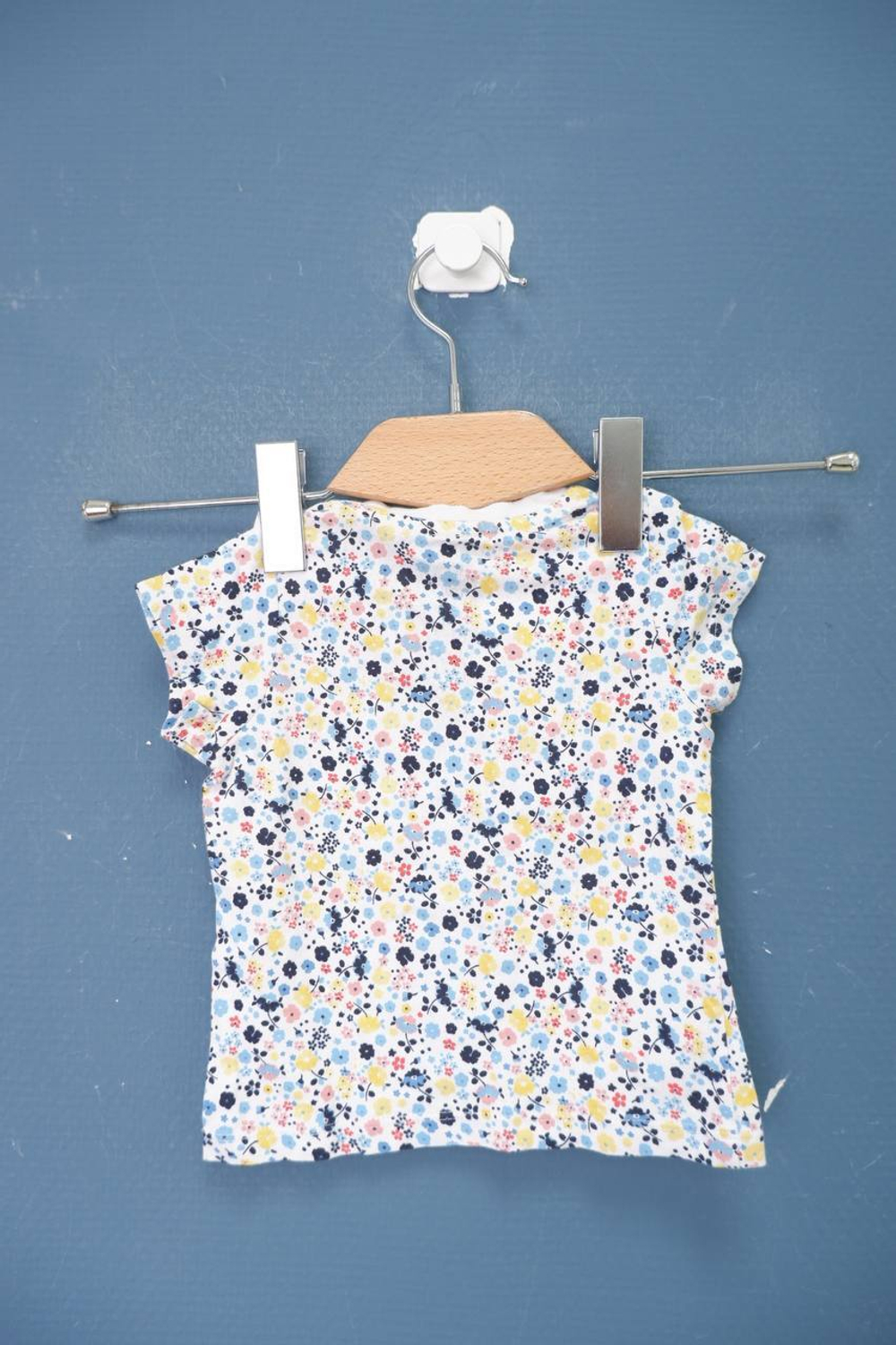 Футболка Mothercare красивая на 9/12 месяцев