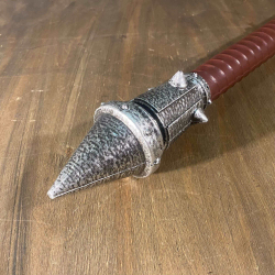 Топор с шипом (ЛАРП)