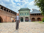 "Крутицкое подворье: жемчужина старой Москвы"