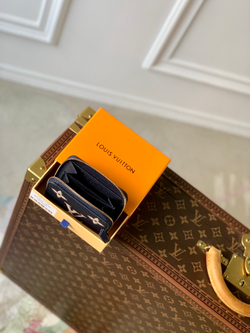 Louis Vuitton Zippy Coin Purse