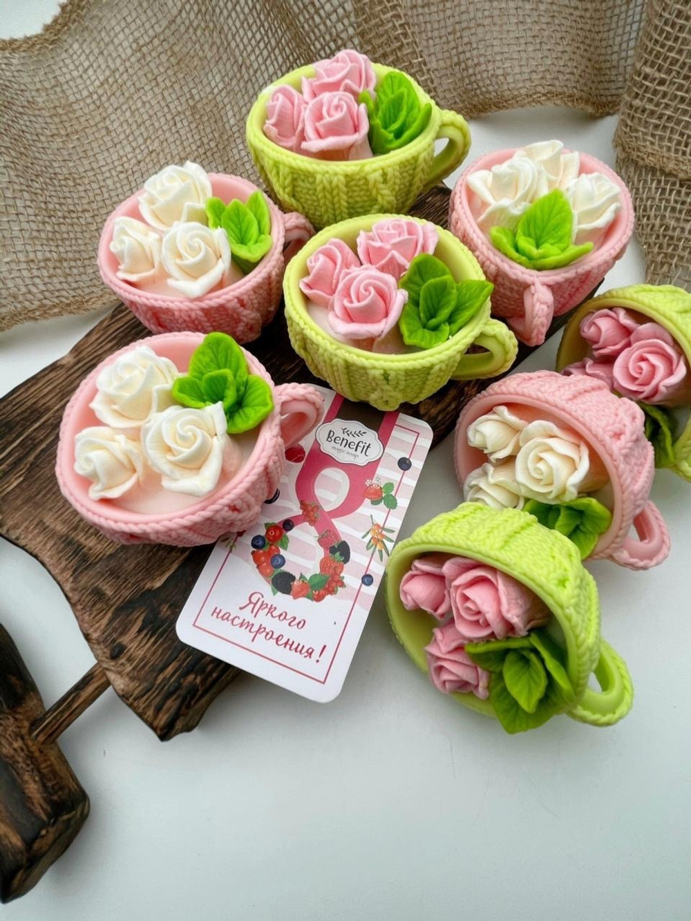 "Чашка с розами" мыло