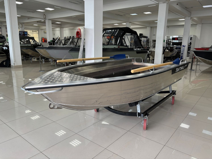 Моторная лодка, Тактика 390Р(Fish) c Suzuki DF9.9BS+ (Super Forced)