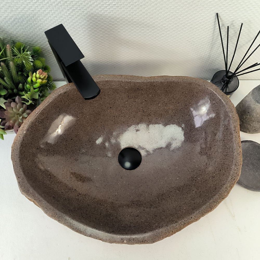 Раковина из речного камня RS-65228 54*42*15 0857
