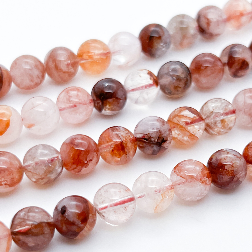 Кварц с включениями, диаметр 8,4-8,6 мм, цена за 11 шт (1/4 нити)