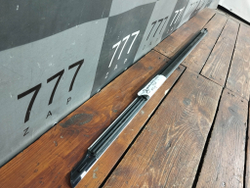 Молдинг двери передней правой Mercedes E (W213) 16-нв Б/У Оригинал A2137200224