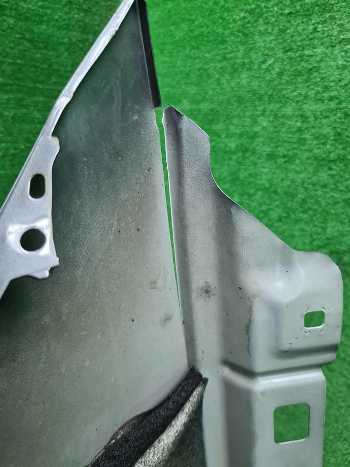 Крыло переднее правое Mercedes GL GLS X166 (12-19)