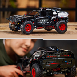 LEGO Technic — Audi RS Q e-tron 42160