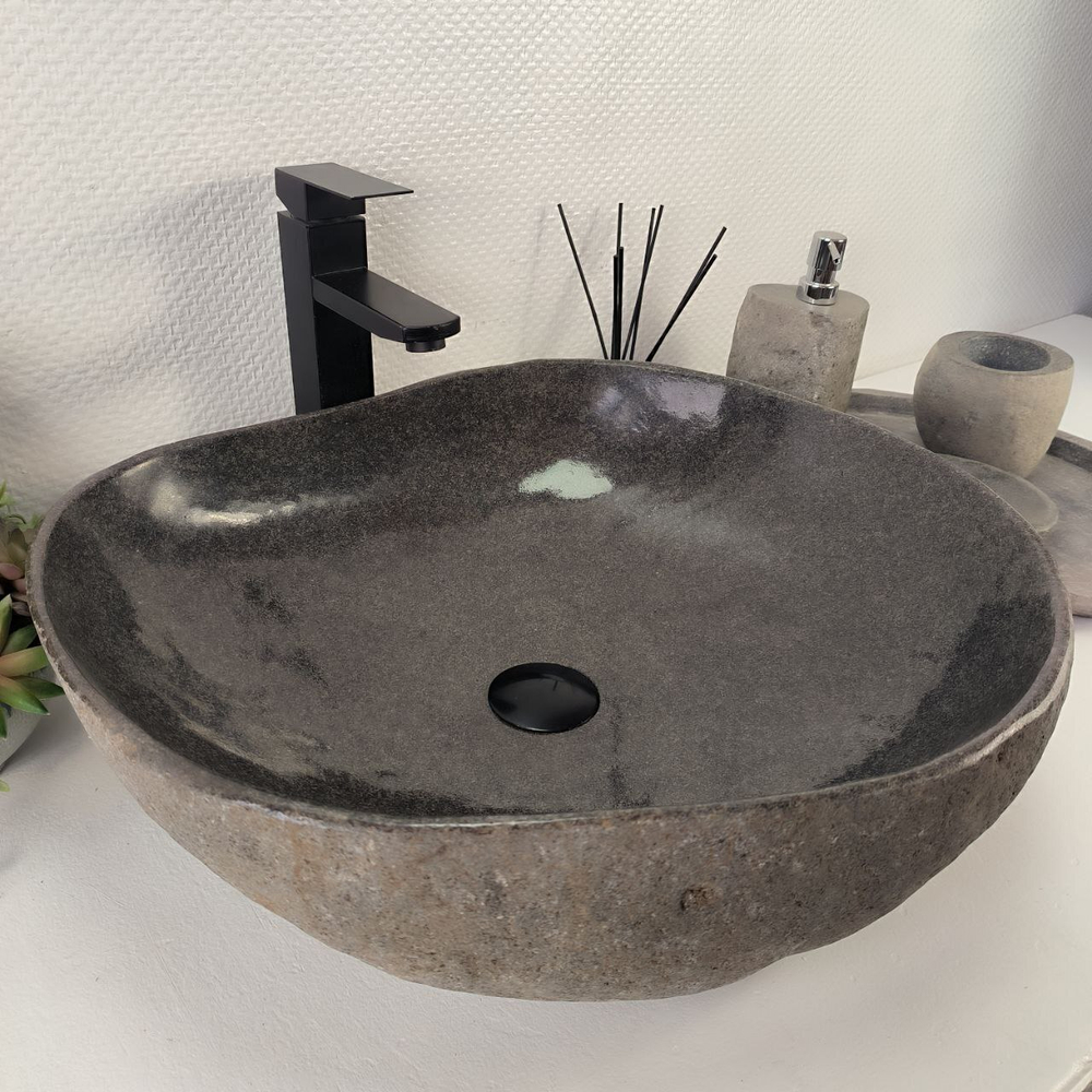 Раковина из речного камня RS-64860 52*46*15 0862