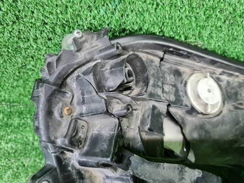 Битая Фара правая Toyota RAV4 4 CA40 (2015-2019) LED