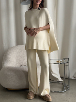 Комплект вязаный, брюки и пончо с нарукавниками