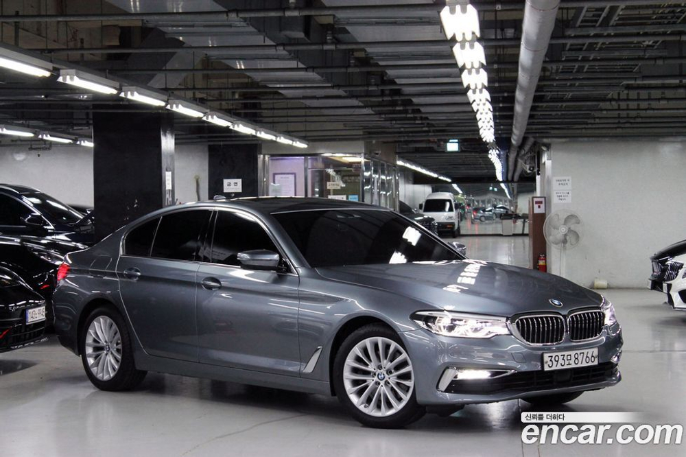 BMW 5 Series (G30) 520d Luxury Plus (09.2019)