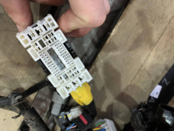 Проводка (коса) моторного отсека Kia Rio 3 (QB) 11-17 Б/У Оригинал 912804y011