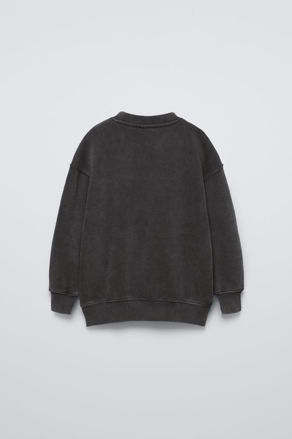 ZARA ТОЛСТОВКА В СТИЛЕ ПРЕППИ С ЭФФЕКТОМ ПОТЕРТОСТИ, АНТРАЦИТОВО-СЕРЫЙ