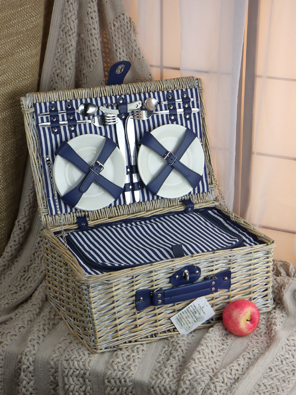 HOLYDAY BASKET Набор для пикника с термосумкой на 4 персоны