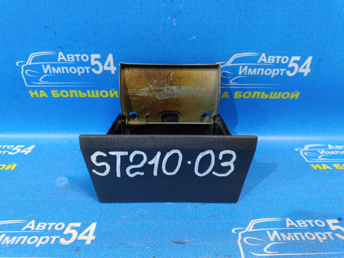 Пепельница TOYOTA CORONA PREMIO 1999