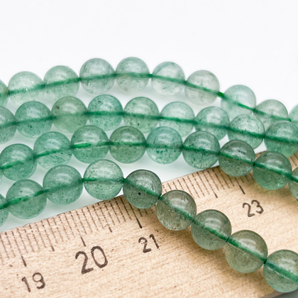 Авантюрин бусины (кварц с фукситом), диаметр около 6,5-6,7 мм, цена за 14-15 шт (1/4 нити)