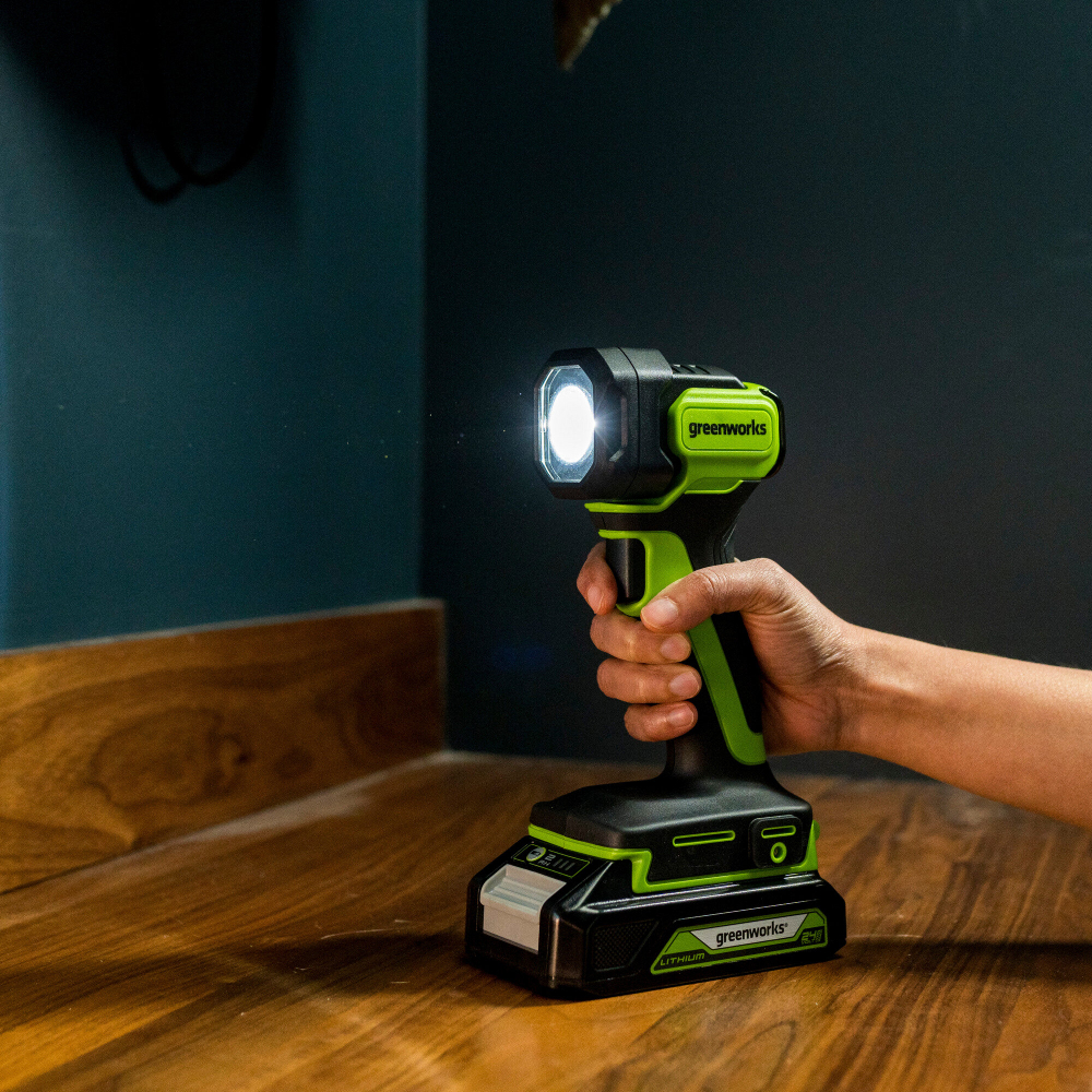 Фонарь аккум. GREENWORKS G24SL200 24В,200лм/100лм,с АКБ2А*ч до11/23 часов,без АКБ и ЗУ (3502407)