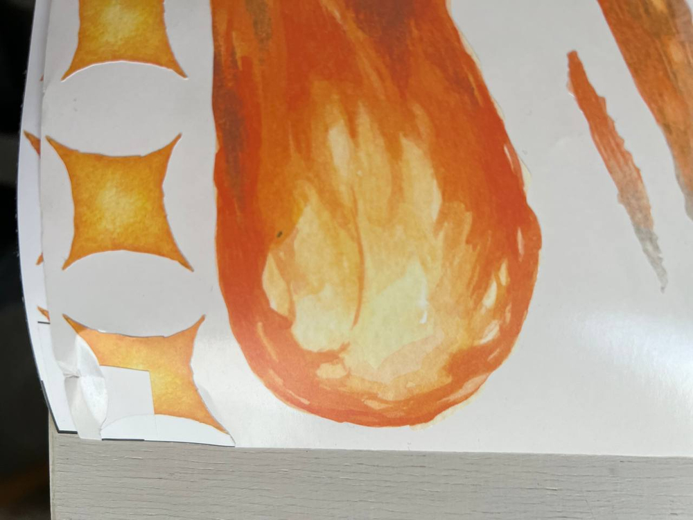 Космос ( порвана подложка в одном месте + небольшой контур у кометы + съехал рез на одной букве)