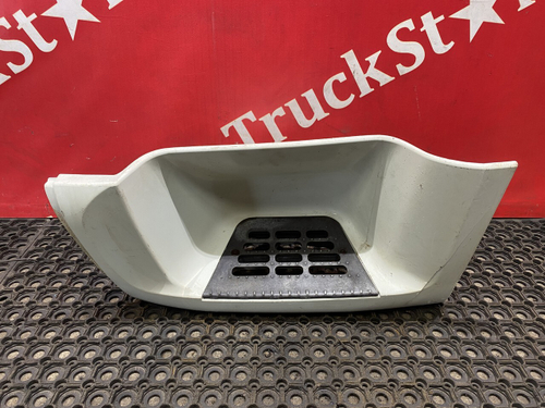 Корпус подножки левый