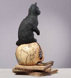 Veronese WS-1350 Статуэтка «Кот - Духи Салема» (Лиза Паркер)