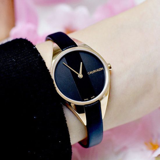 Женские швейцарские часы Calvin Klein K8P236C1