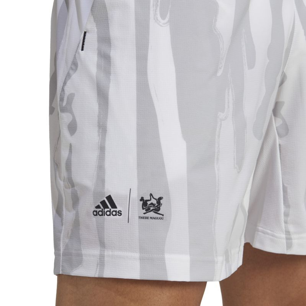 Мужские теннисные шорты Adidas New York Printed Short - white/halo silver