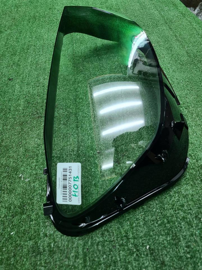 Стекло фары правое Mercedes GLS X167 (2019-2024)