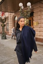 Шарф-палантин черничный