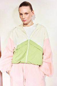 Олимпийка из нейлона "Колор блок" женская