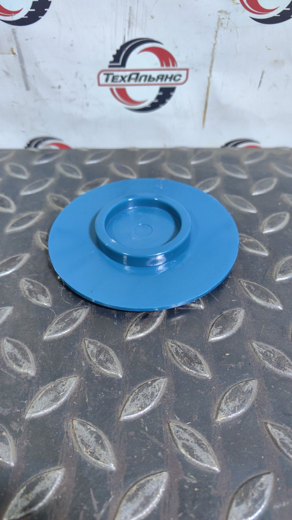 Направляющая 15604496 аутригера верхняя Volvo