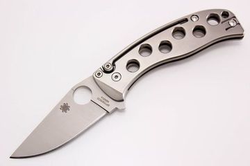 Складной нож Spyderco PITS C192TIP c клинком из стали Böhler N690Co, рукоять титан