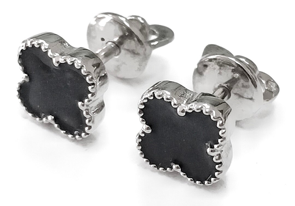 Ювелирные серьги-пусеты из серебра