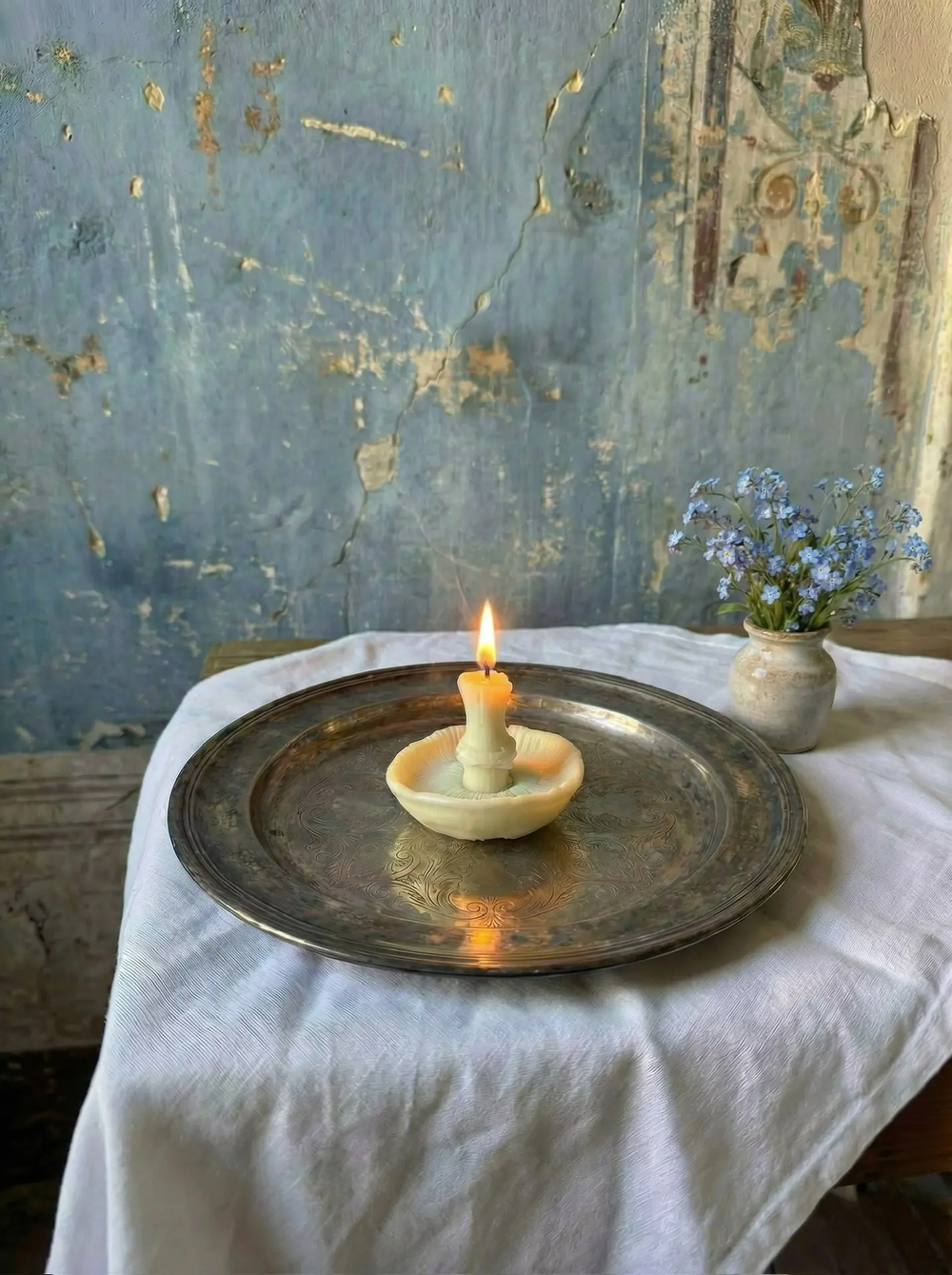 Свеча интерьерная "Шампиньон" белого цвета