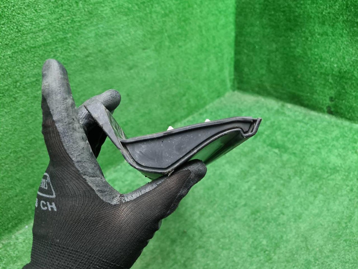 Накладка двери передняя правая Mazda CX-5 2 17-нв