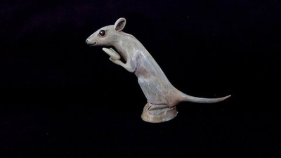 Мышь с сыром