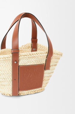 Loewe Небольшая классическая корзина из пальмовых листьев и телячьей кожи, натуральный/коричневый