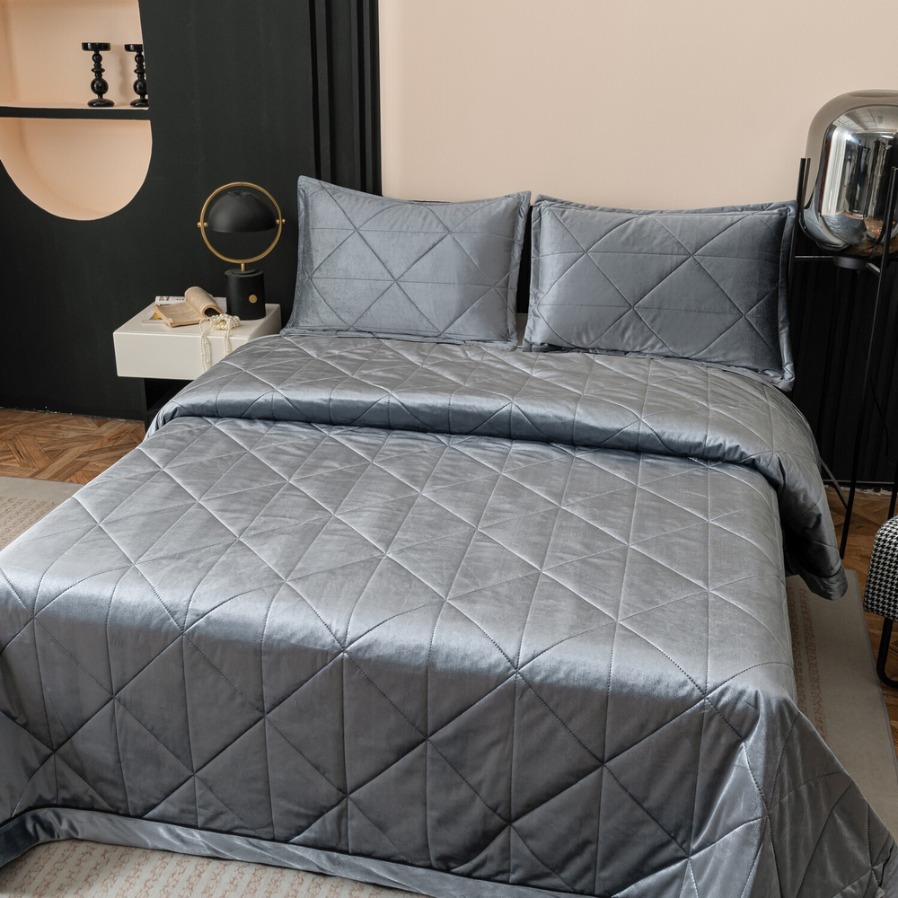 Велюровое покрывало в клетку OVL038, размер 240*260, наволочки 50-70 2 шт