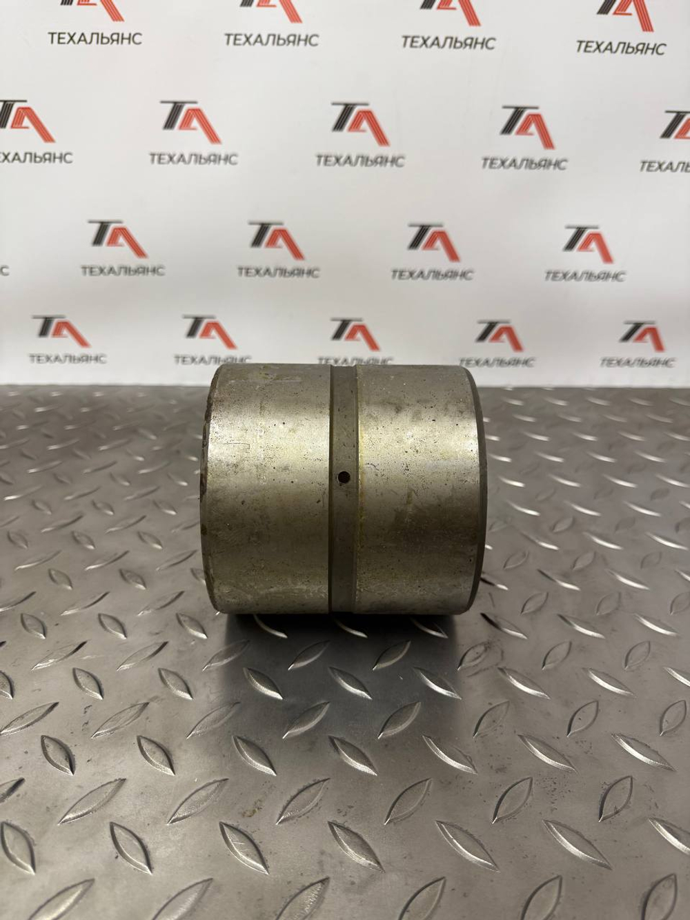 Втулка 425-70-31870