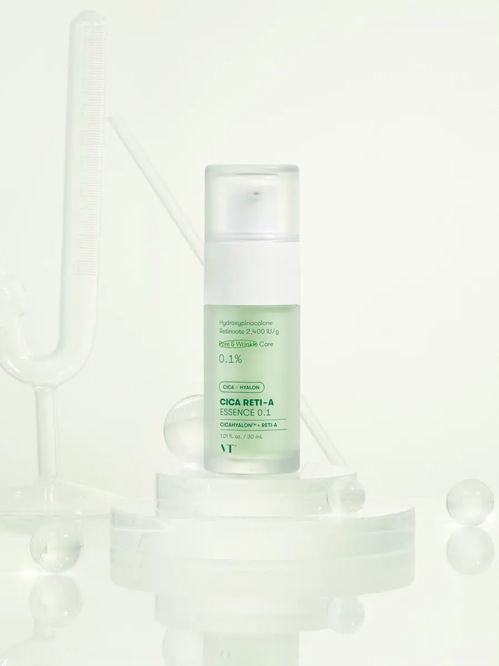 VT Cosmetics Лёгкая бустер-эссенция с ретинолом и центеллой Cica Reti-A Essence 0.1 30 мл