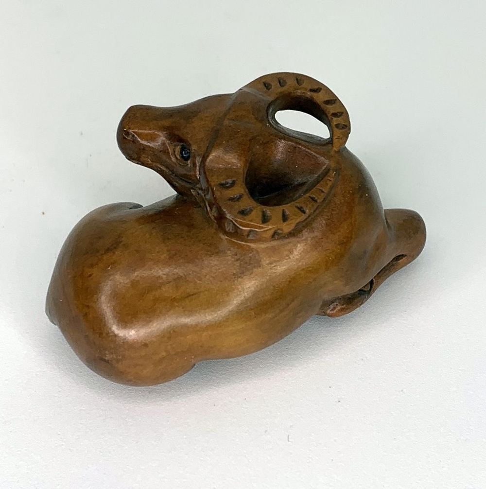 Нэцкэ Бык лежащий Символ 2021 года