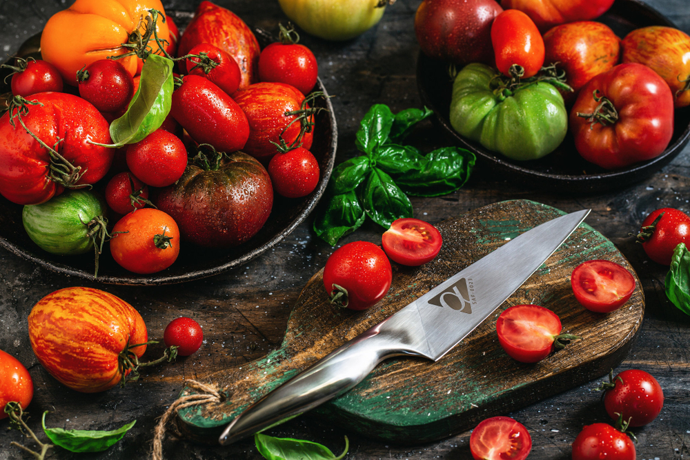 Нож кухонный универсальный 16.9см Samura Alfa