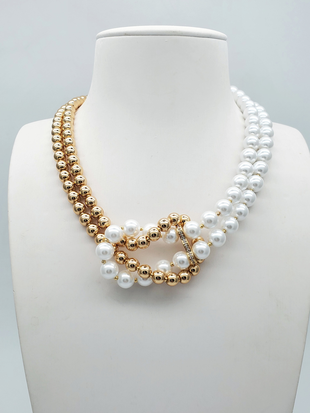 91001099 Колье SELENA PEARLS