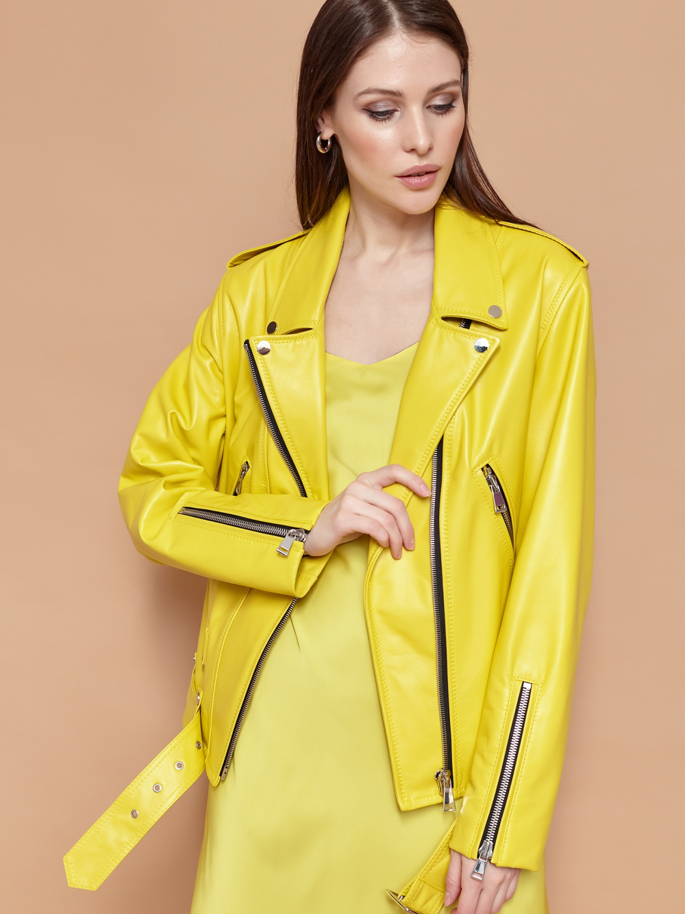 Косуха medium лимонная мягкая кожа