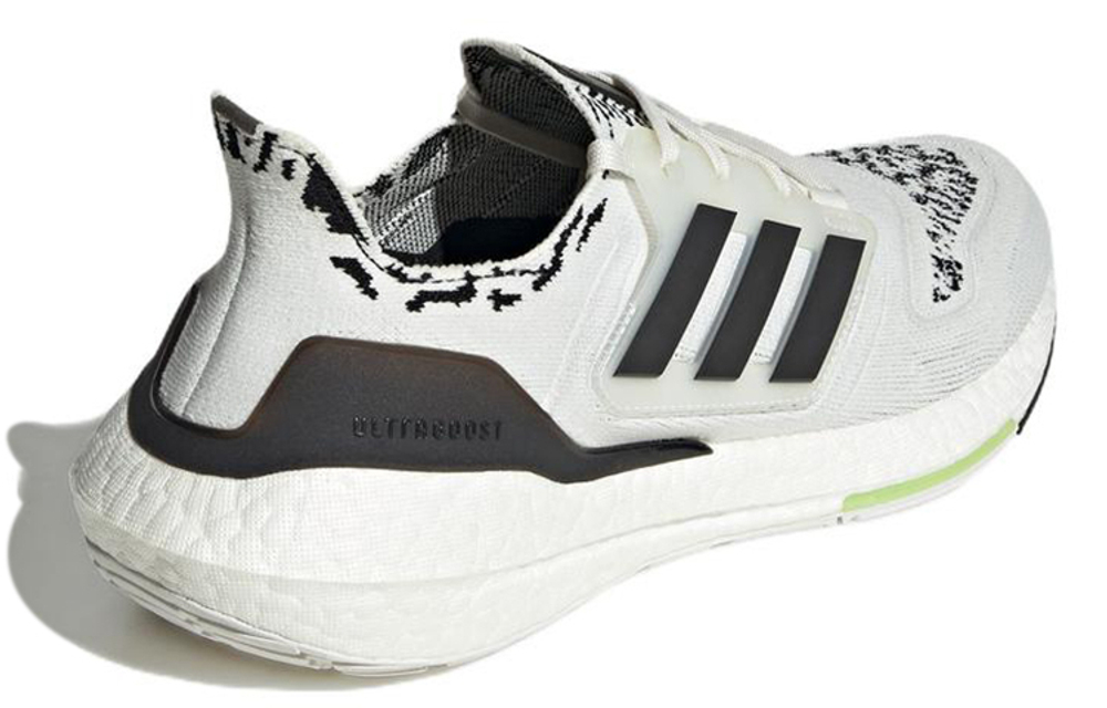Кроссовки Adidas Ultraboost 22
